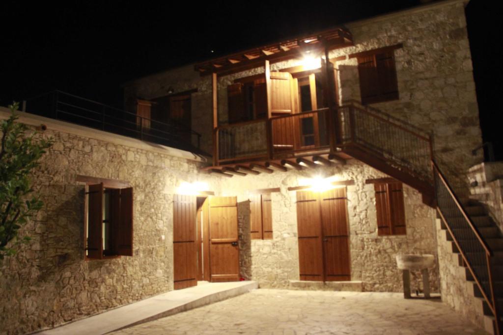 Marmaras Hotel Lysos ภายนอก รูปภาพ